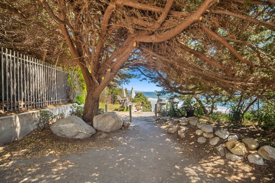 More Photos Of 31826 Broad Beach Road rd, Malibu Land For Sale