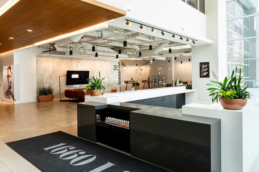 More Photos Of 1660 Lincoln St, Denver Coworking Space