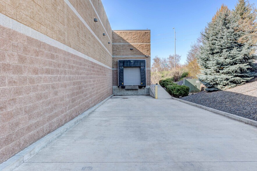 More Photos Of 1725 Twin Creek Ln, Walla Walla Freestanding For Lease