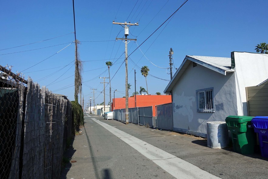 More Photos Of 1009 N Coast Hwy, Oceanside Land For Sale