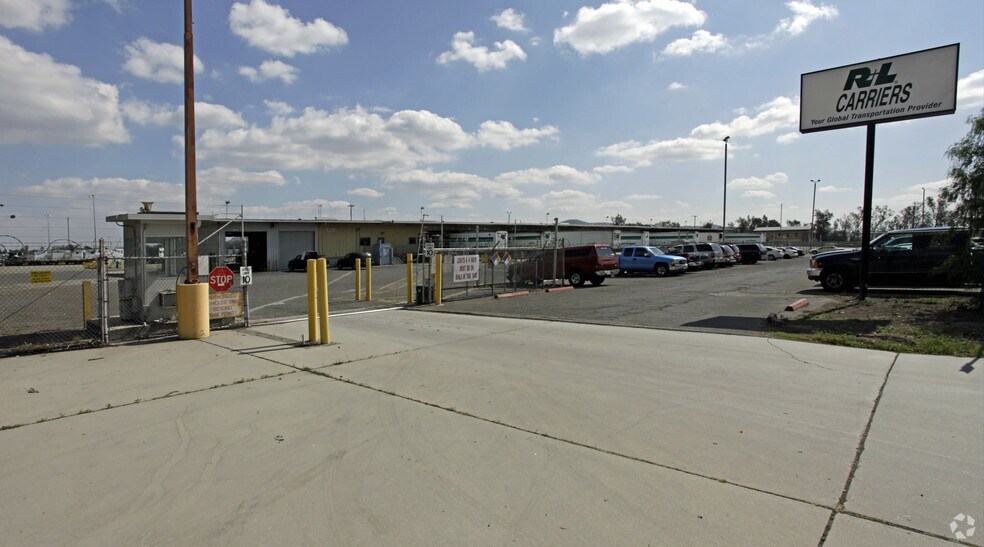 More Photos Of 10223 Calabash Ave, Fontana Truck Terminal For Lease