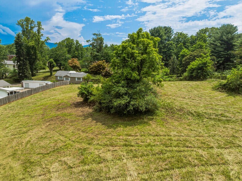 More Photos Of 99999 Daniel Rd, Asheville Land For Sale