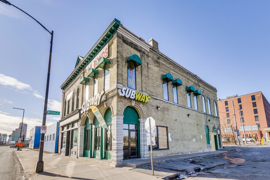 Primary Photo Of 449 7th St E, Saint Paul Storefront For Sale