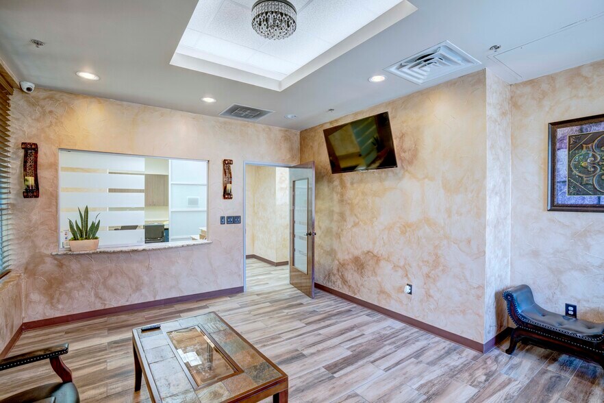 More Photos Of 7711 San Jacinto Pl, Plano Medical For Lease