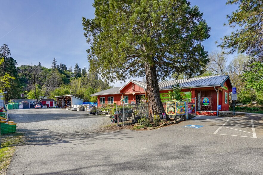 More Photos Of 29435 CA-49 Hwy, North San Juan Freestanding For Sale