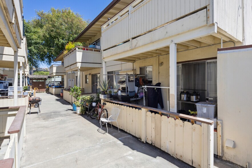 More Photos Of 263 La Pala Dr, San Jose Apartments For Sale