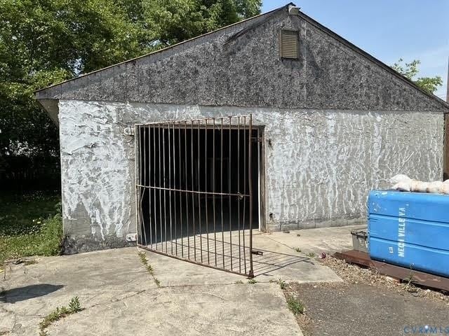 More Photos Of 1105 W Washington St, Petersburg Convenience Store For Sale