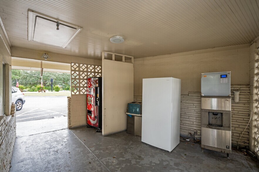 More Photos Of 2929 Market St, Wilmington Land For Sale