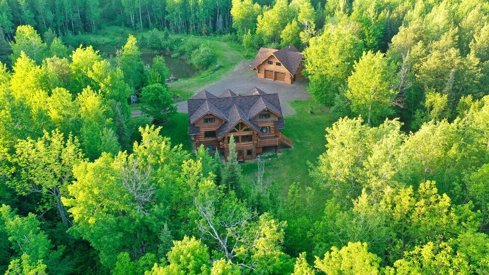 More Photos Of 465 Westover Rd, Two Harbors Specialty For Sale