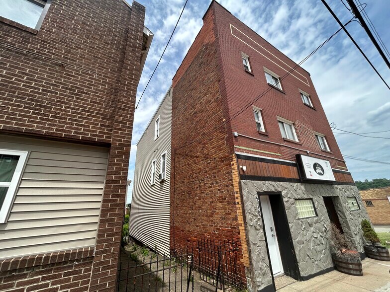 More Photos Of 508-510 Grant Ave, Duquesne Storefront Retail Residential For Sale