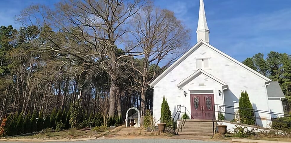 Primary Photo Of 5795 Old Plank Rd, Iron Station Religious Facility For Sale