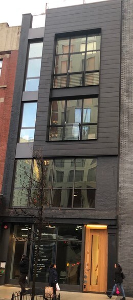 More Photos Of 222 Livingston St, Brooklyn Multifamily For Lease