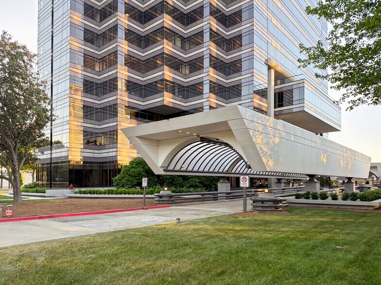More Photos Of 3350 Riverwood Pkwy SE, Atlanta Coworking Space