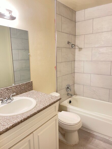 More Photos Of 1709 Fairfield Ave, Las Vegas Apartments For Sale