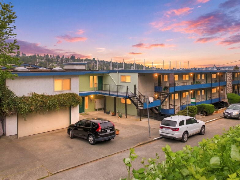 More Photos Of 2629 14th Ave W, Seattle Apartments For Sale