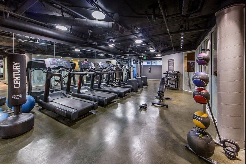 More Photos Of 1443 N Fuller Ave, Los Angeles Apartments For Sale