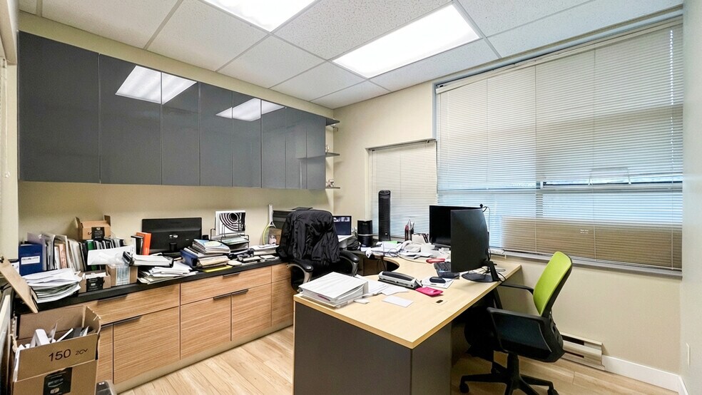 More Photos Of 13988 Cambie Rd, Richmond Flex For Sale