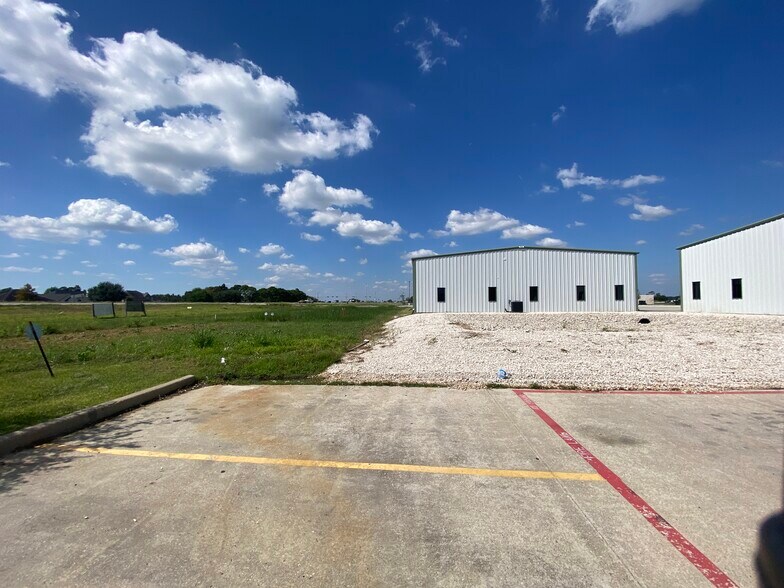 More Photos Of 2023 H O Mills hwy, Port Arthur Warehouse For Lease