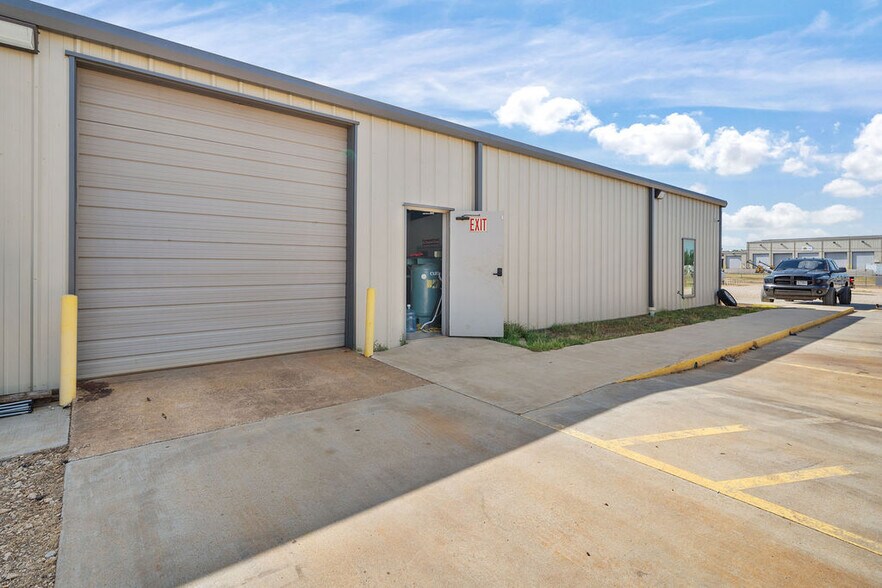 More Photos Of , Longview Industrial For Sale