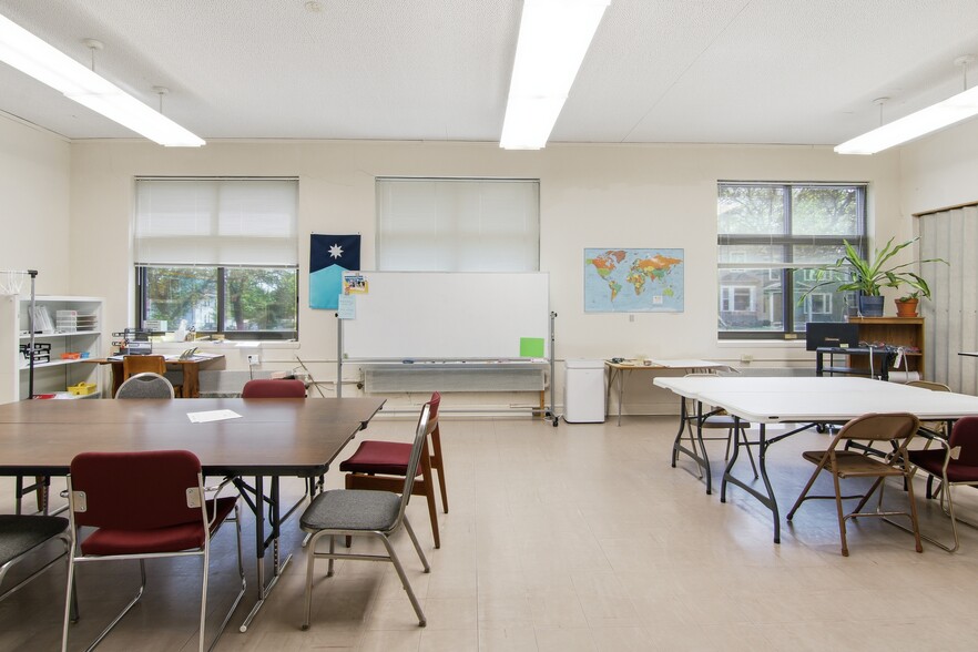 More Photos Of 1115 Greenbrier St, Saint Paul Religious Facility For Sale