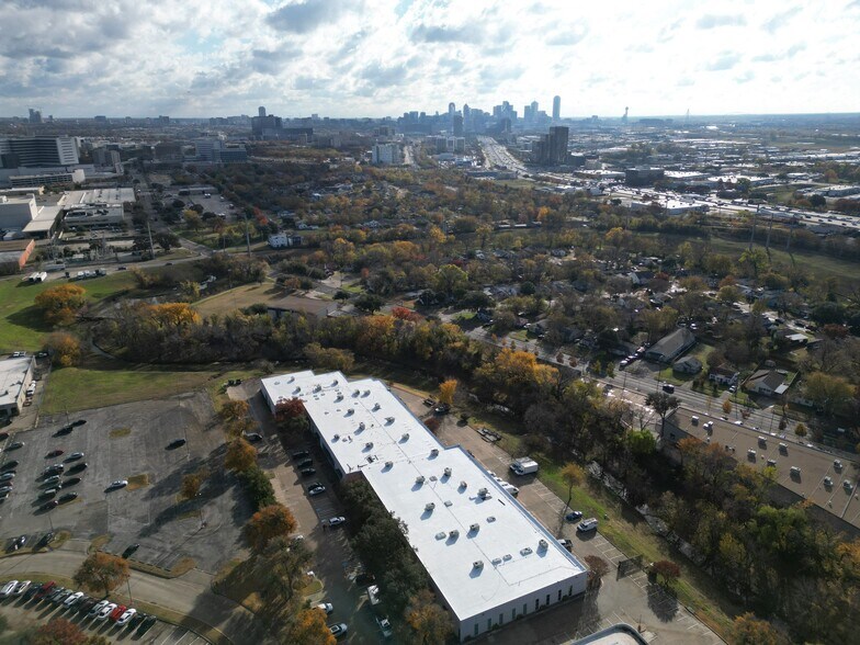 More Photos Of 1380 River Bend Dr, Dallas Office For Sale