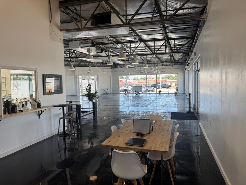 More Photos Of 540 N Emerson Ave, Idaho Falls General Retail For Sale