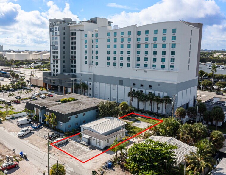 Primary Photo Of 412 SE 23rd St, Fort Lauderdale Medical For Sale