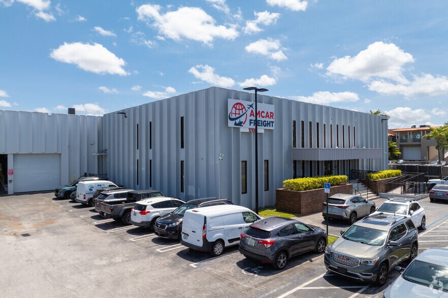 More Photos Of 10100 NW 25th St, Miami Warehouse For Lease