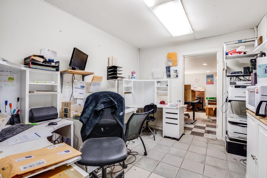 More Photos Of 5428 San Pablo Ave, Oakland Warehouse For Sale