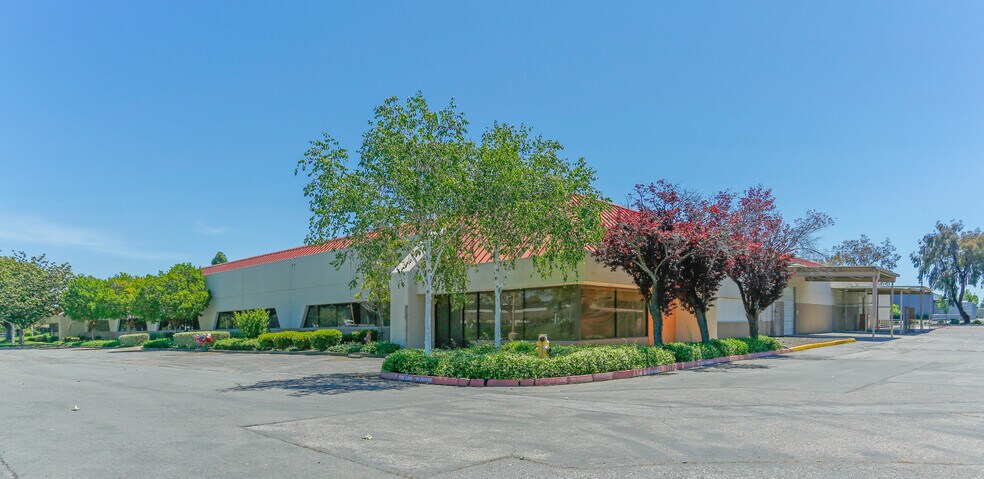 Primary Photo Of 4950 Patrick Henry Dr, Santa Clara Light Manufacturing For Lease