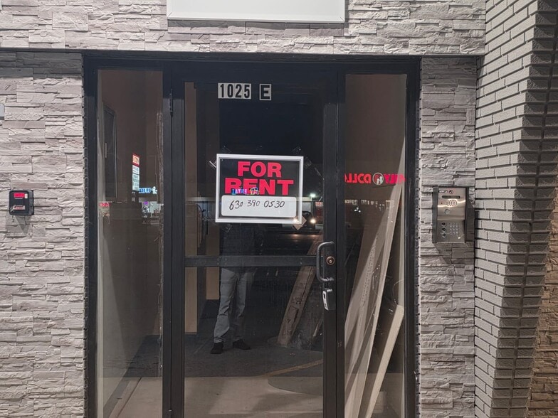 Primary Photo Of 1025 E 162nd St, South Holland Storefront Retail Office For Lease