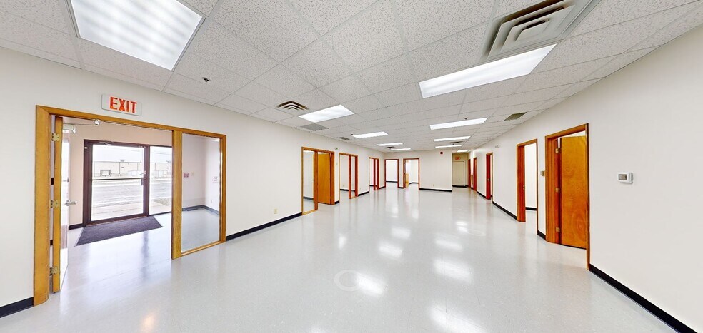 More Photos Of 600 S Kuther Rd, Sidney Distribution For Lease