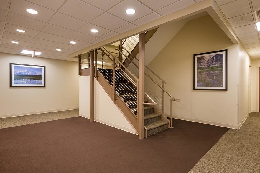 More Photos Of 29 S Webster St, Naperville Office For Lease