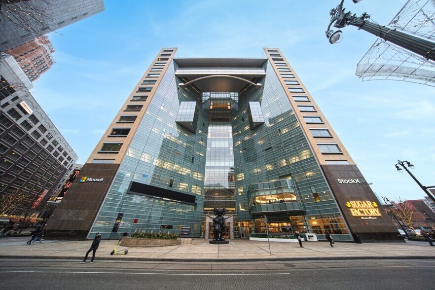 More Photos Of 1 Campus Martius, Detroit Office For Lease
