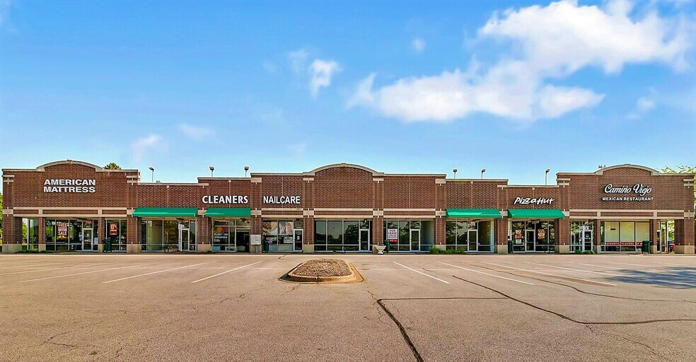 More Photos Of 19917-19991 S LaGrange Rd, Frankfort Unknown For Lease