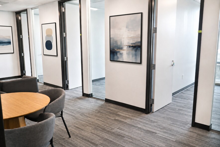 More Photos Of 5909 Peachtree Dunwoody Rd NE, Atlanta Coworking Space