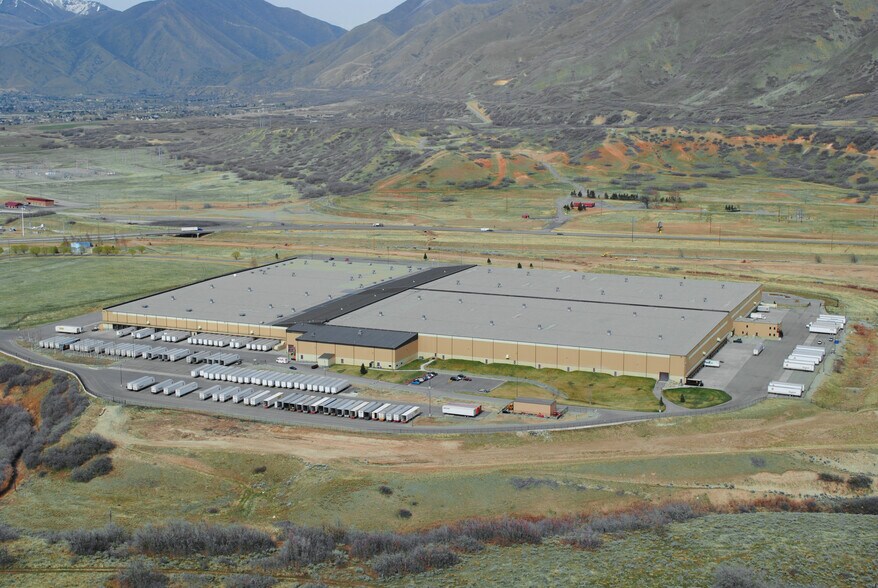 More Photos Of 4000 E Highway 6, Spanish Fork Distribution For Lease