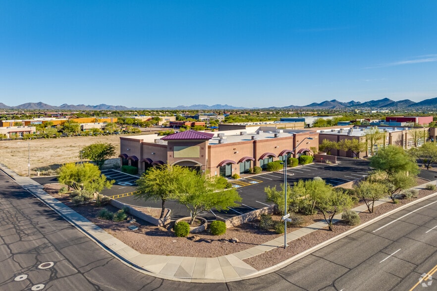 More Photos Of 42205 N Vision Way, Phoenix Department Store For Lease