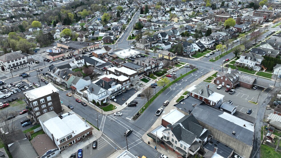 More Photos Of 1708 Washington Blvd, Easton Restaurant For Lease