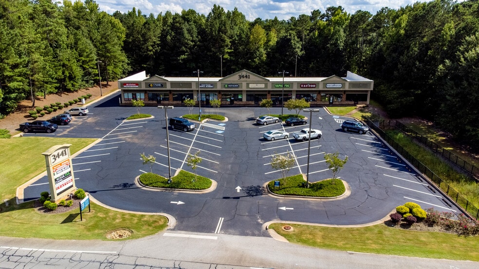 More Photos Of 3441 Highway 34 E, Newnan Unknown For Lease