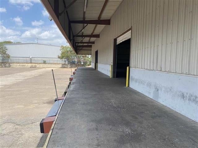 More Photos Of 14202 Atlanta Dr, Laredo Warehouse For Lease