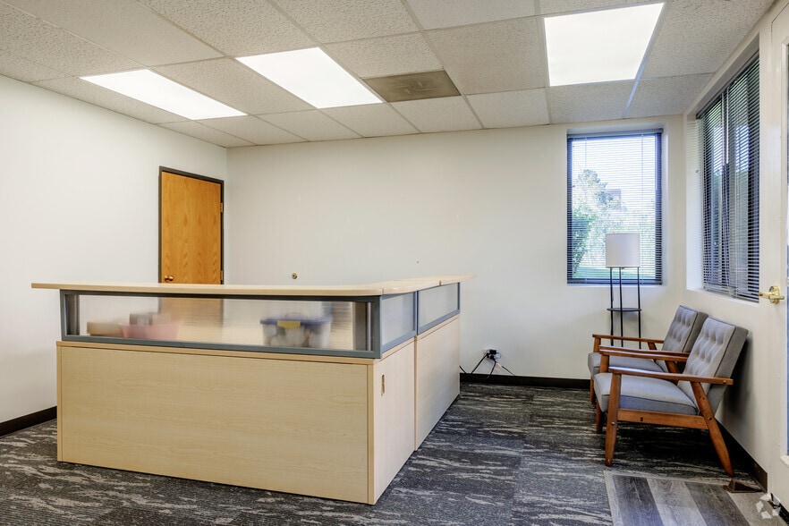 More Photos Of 8853-8859 Fox Dr, Thornton Office For Lease