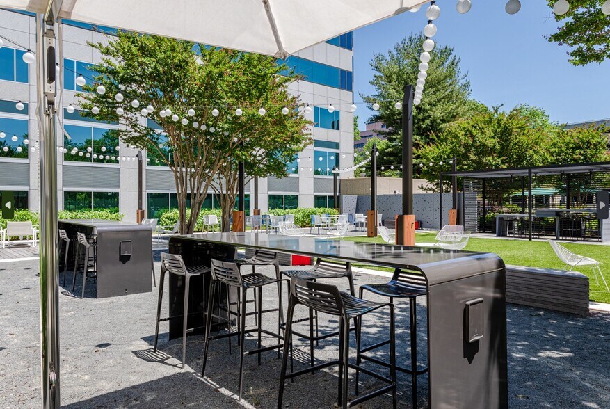 More Photos Of 1919-1921 Gallows Rd, Vienna Unknown For Sale