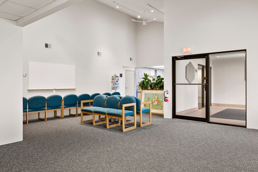 More Photos Of 2 Chelsea Pl, Clifton Park Medical For Sale