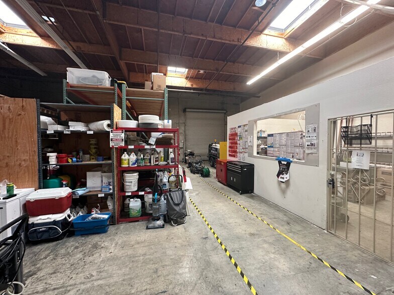 More Photos Of 2780 La Mirada Dr, Vista Warehouse For Lease