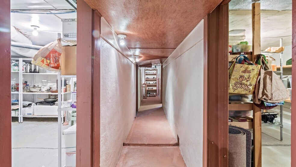 More Photos Of 295 N Main St, Glendale Hospitality For Sale