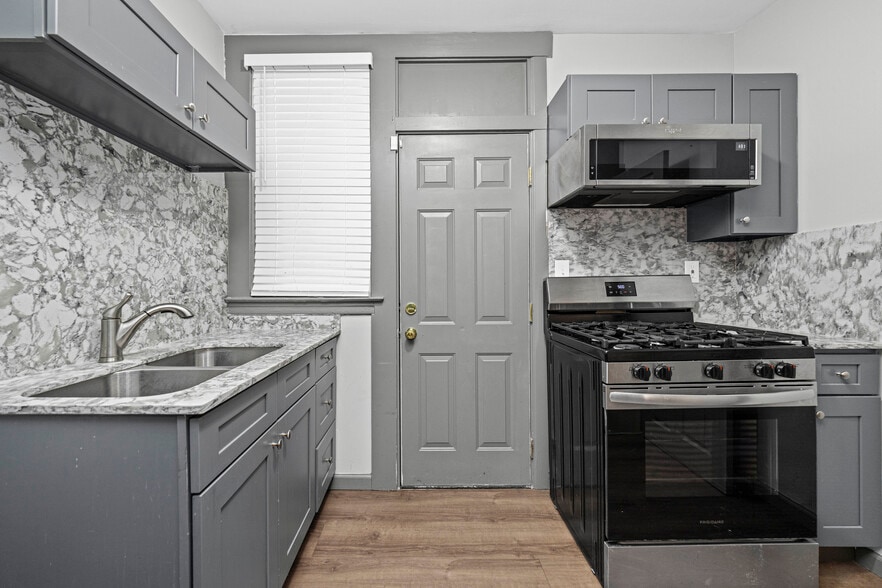 More Photos Of 1197 Virginia Park St, Detroit Apartments For Sale