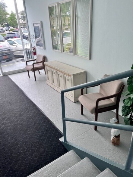 More Photos Of 513 US Highway 1, North Palm Beach Office For Lease
