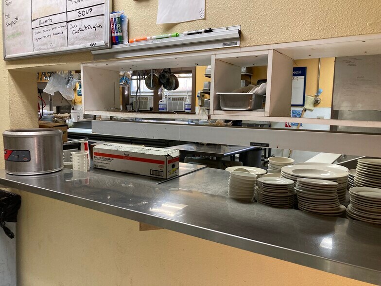 More Photos Of 16940 Pine Valley Rd, Pine Restaurant For Sale