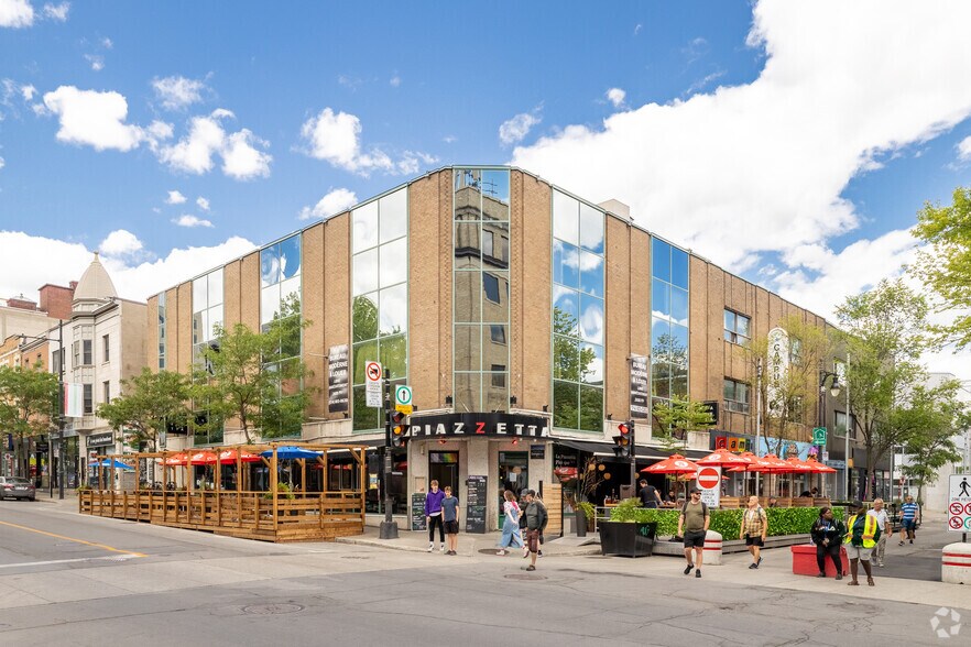 Primary Photo Of 1101-1103 Rue Sainte-Catherine E, Montréal Office For Sale